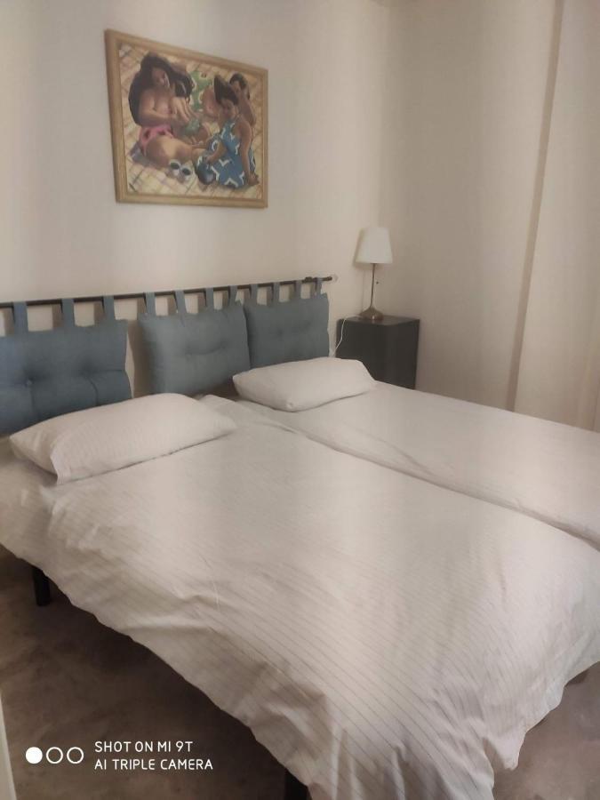 סאלו Appart Standing 2 Chambres 2Sdb Clim Piscine Parking Wifi Terrasse 21M2 Local Velo Port-Aventura, Plage, Centre מראה חיצוני תמונה